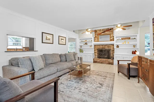 $274,000 | 2005 Tickner Street, Conroe, TX 77301