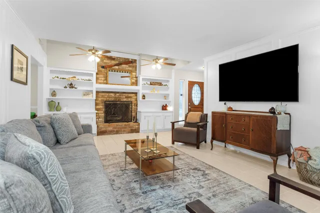 $274,000 | 2005 Tickner Street, Conroe, TX 77301