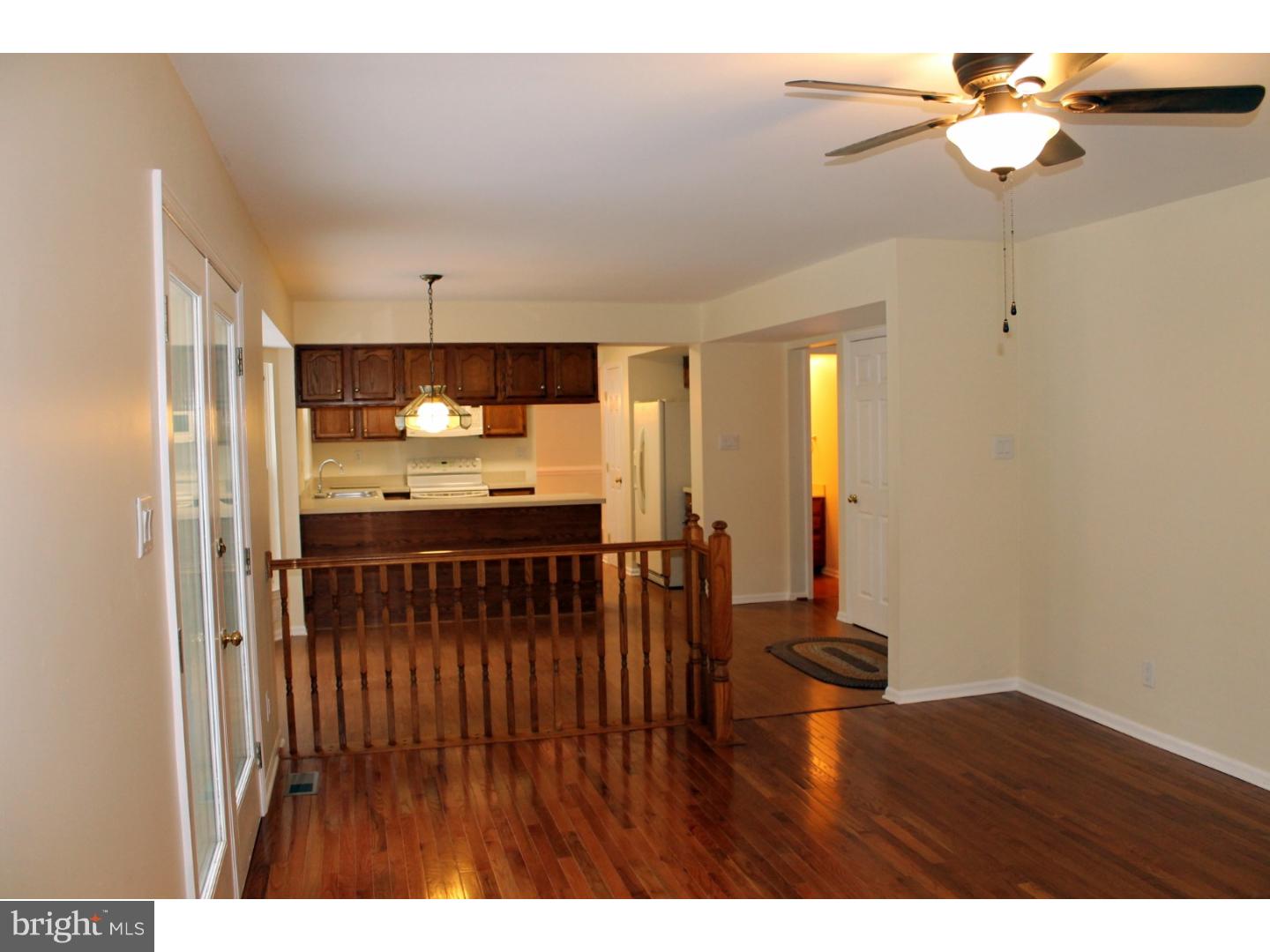 210 Aberdeen Road Williamstown, NJ 08094 - Photo 11 of 25 Family Room