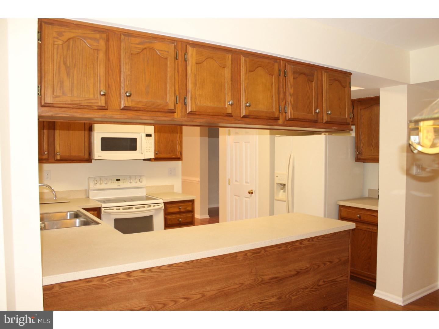 210 Aberdeen Road Williamstown, NJ 08094 - Photo 8 of 25 Kitchen