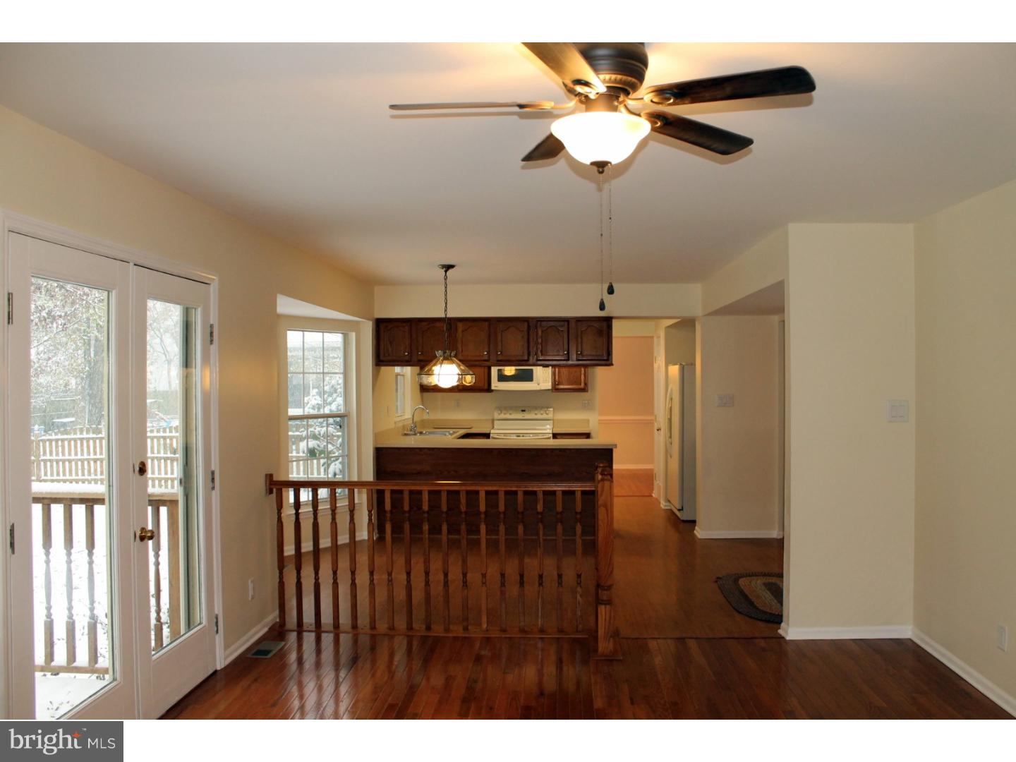210 Aberdeen Road Williamstown, NJ 08094 - Photo 9 of 25 Breakfast Room