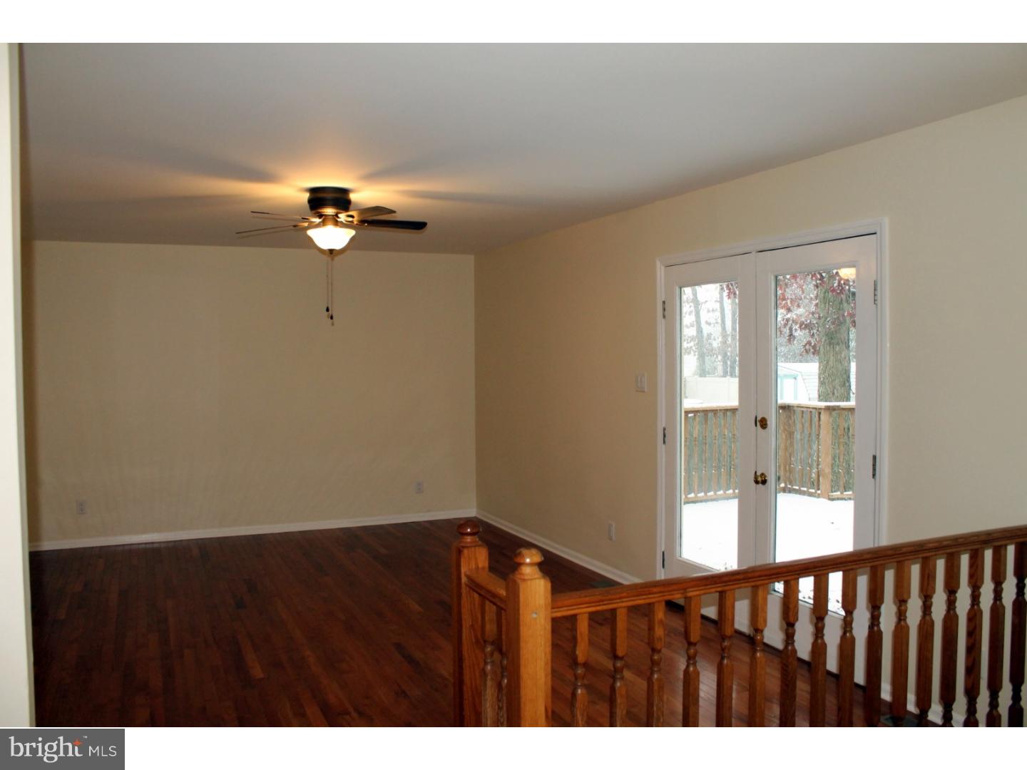210 Aberdeen Road Williamstown, NJ 08094 - Photo 10 of 25 Family Room