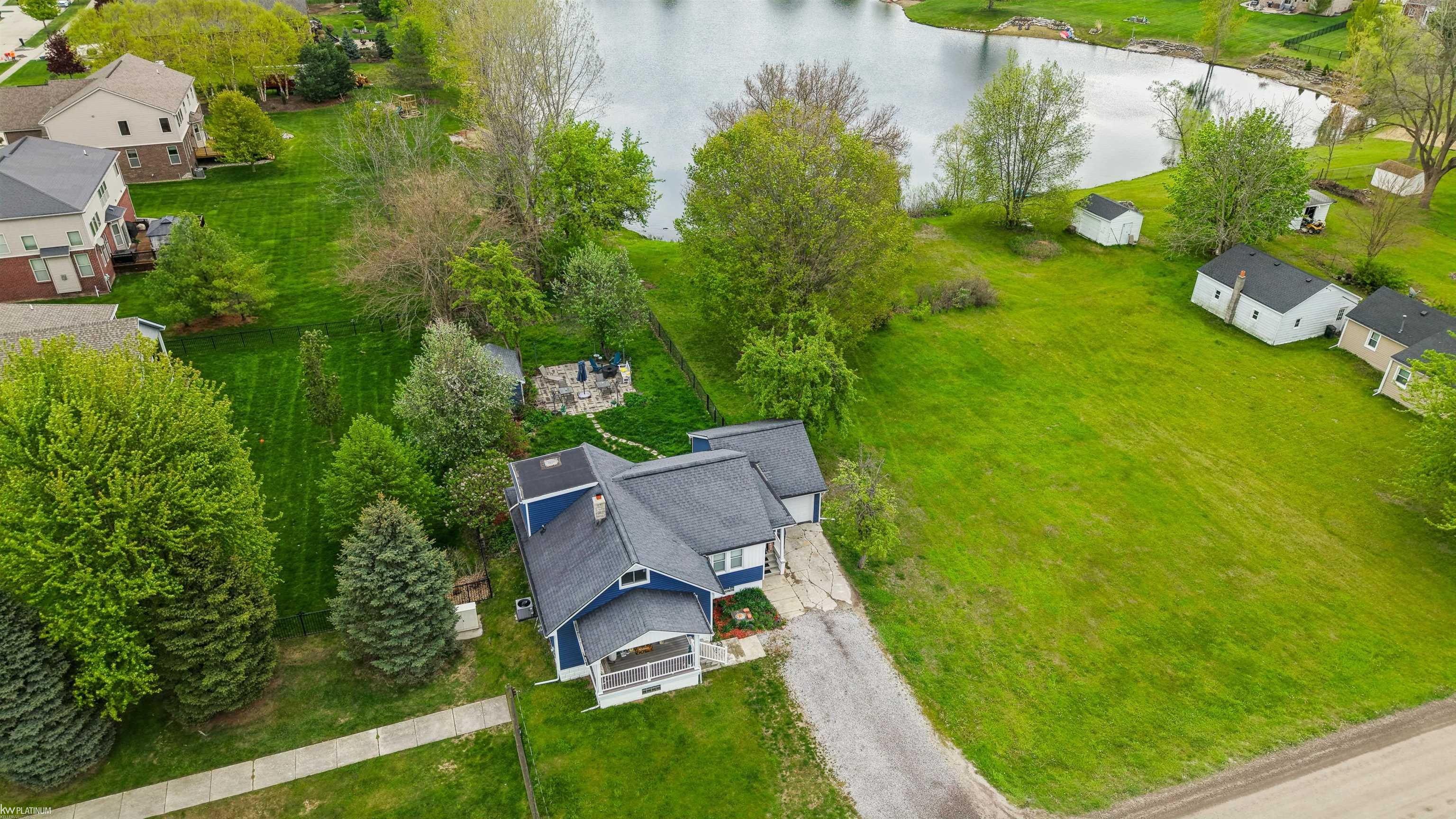 53990 Chesterfield Road New Baltimore, MI 48051 - Photo 2 of 20