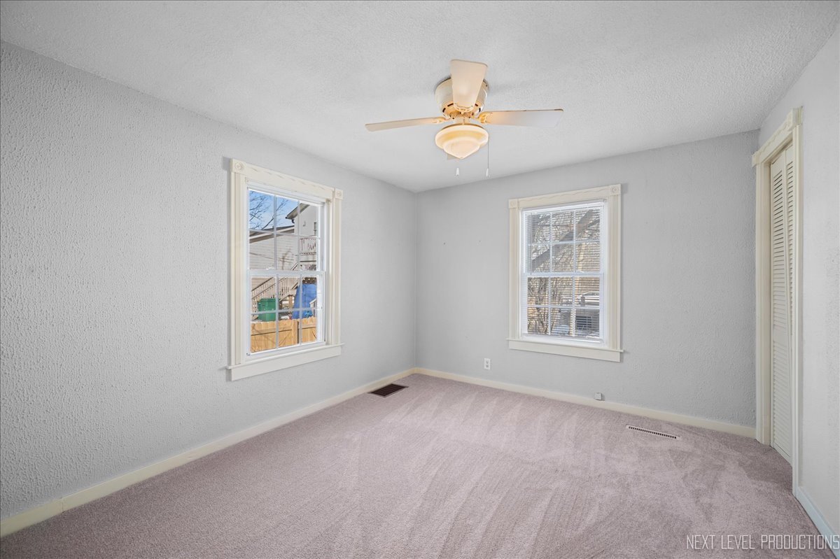 611 Carlson Street Sycamore, IL 60178 - Photo 10 of 21