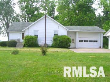 415 Edgewood Road Salem, IL 62881 - Photo 1 of 6 Gallery Image 1
