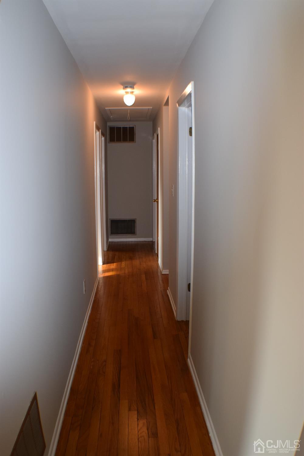 14 Packard Road East Brunswick, NJ 08816 - Photo 19 of 31 Gallery Image 19
