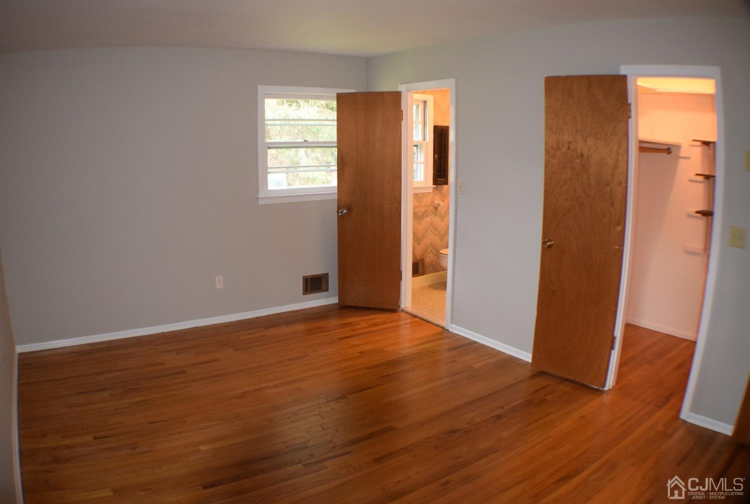 14 Packard Road East Brunswick, NJ 08816 - Photo 21 of 31 Master Bedroom