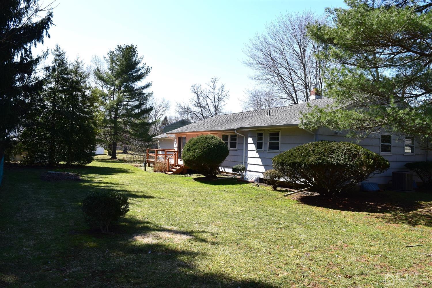 14 Packard Road East Brunswick, NJ 08816 - Photo 9 of 31 Gallery Image 9