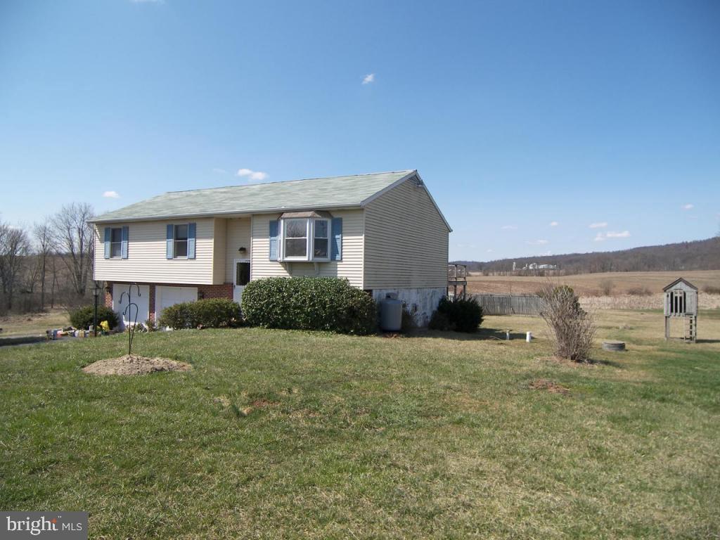 2252 North Penryn Road Manheim, PA 17545 - Photo 4 of 5