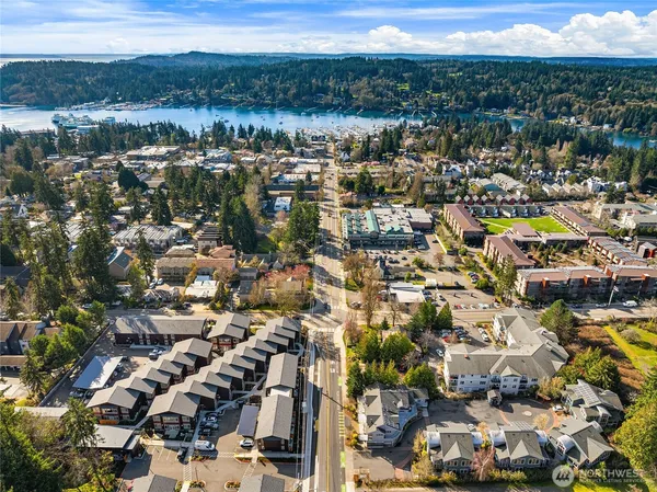 $625,000 | 107 Jacolet Lane Northwest, Unit 107, Bainbridge Island, WA 98110
