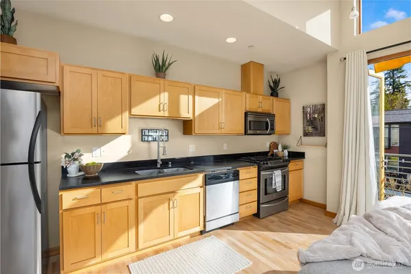 $625,000 | 107 Jacolet Lane Northwest, Unit 107, Bainbridge Island, WA 98110