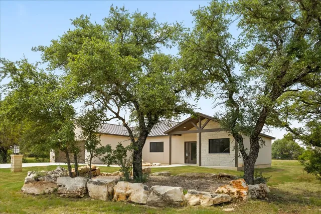 $2,650 | 114 Rolling Hill, Horseshoe Bay, TX 78657