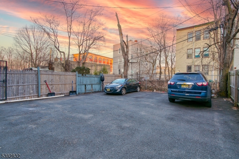 178 North 16th Street, Unit 2 East Orange, NJ 07017 - Photo 17 of 17