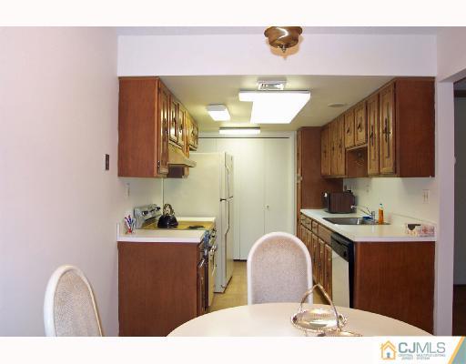 271 B Convent Road Monroe Township, NJ 08831 - Photo 6 of 6 Gallery Image 6