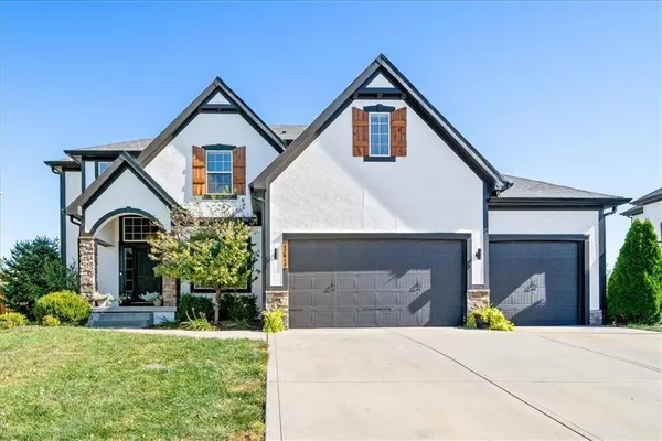 $535,000 | 12611 Laci Circle, Lee's Summit, MO 64086