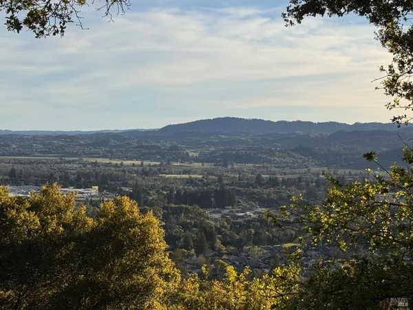 $998,000 | 14885 McDonough Heights Road, Healdsburg, CA 95448