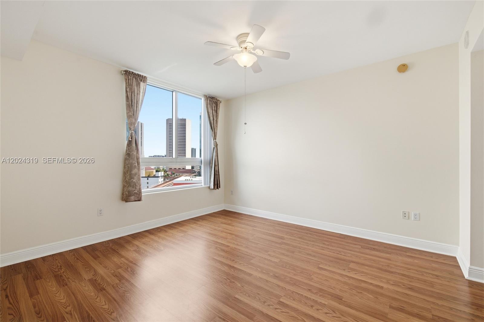 90 Southwest 3rd Street, Unit 1409 Miami, FL 33130 - Photo 17 of 36