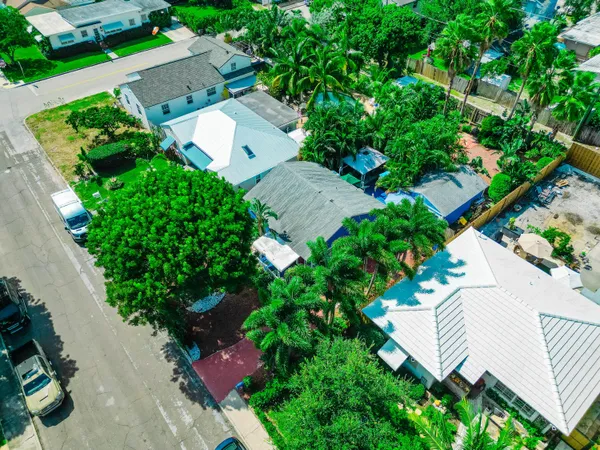 $2,500 | 1111 North K Street, Lake Worth Beach, FL 33460