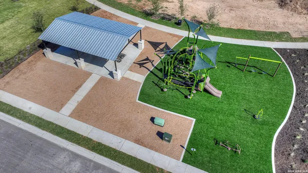 $288,990 | 2117 Wildflower Lane, Luling, TX 78648