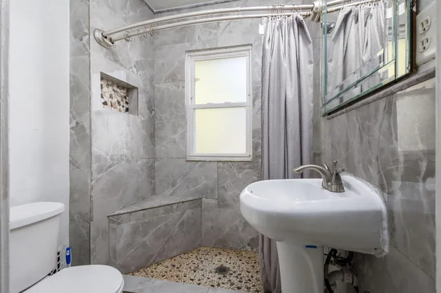 $1,150 | 20235 San Juan Drive, Detroit, MI 48221