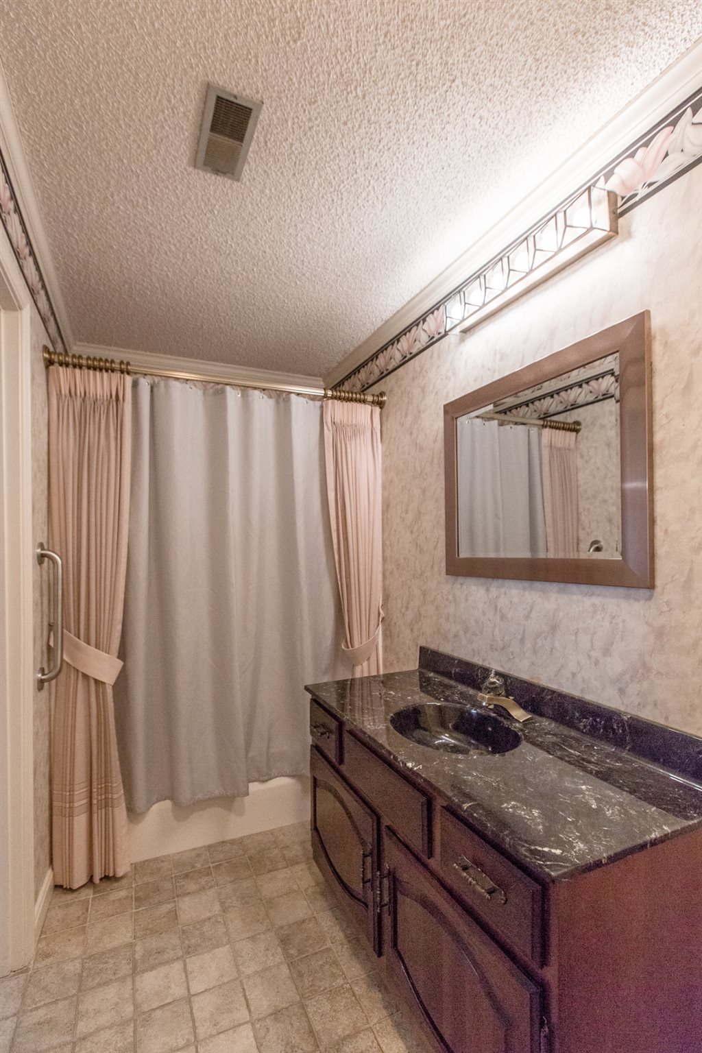 6700 Newburgh Road Evansville, IN 47715 - Photo 24 of 36 Gallery Image 24