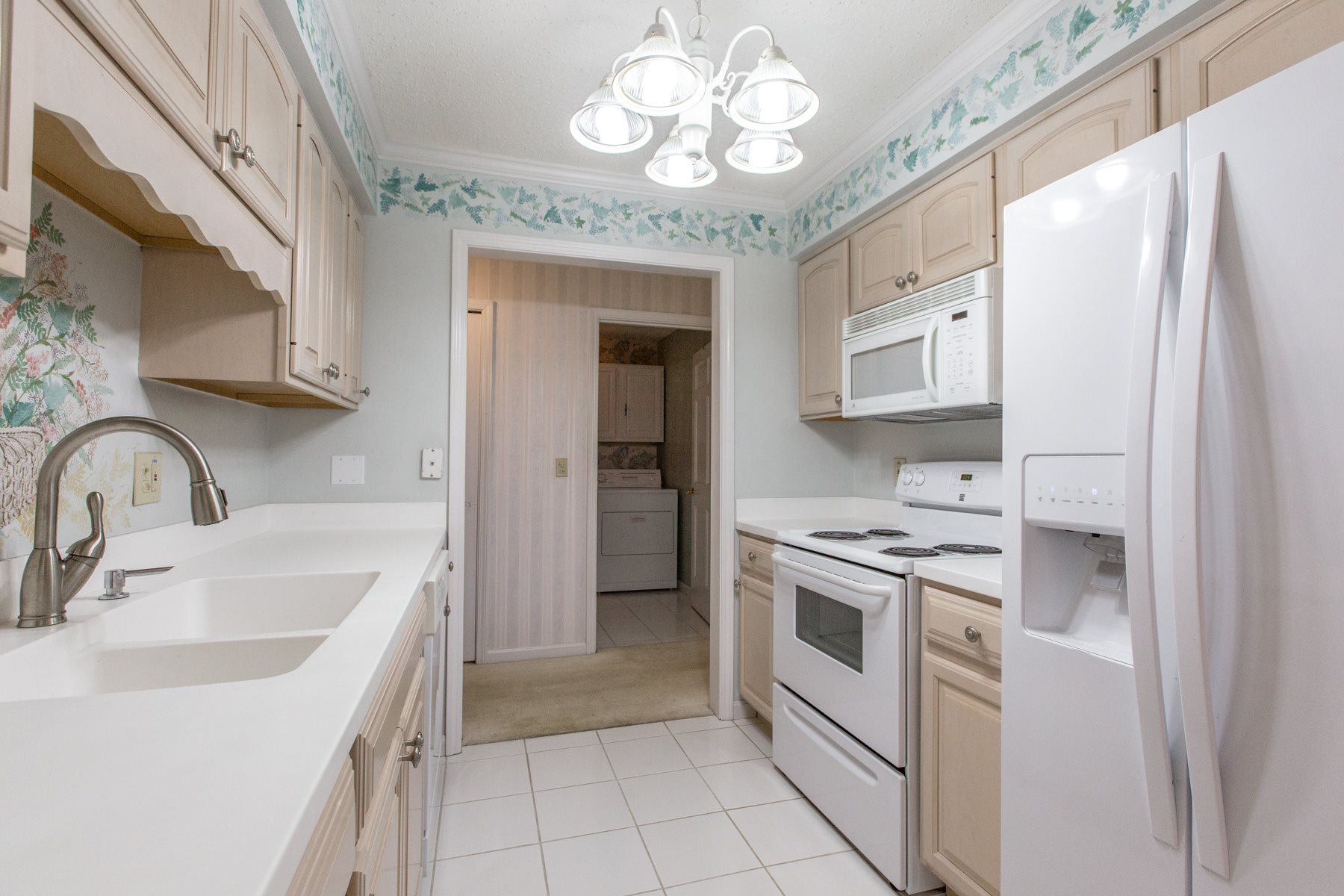 6700 Newburgh Road Evansville, IN 47715 - Photo 6 of 36 Gallery Image 6