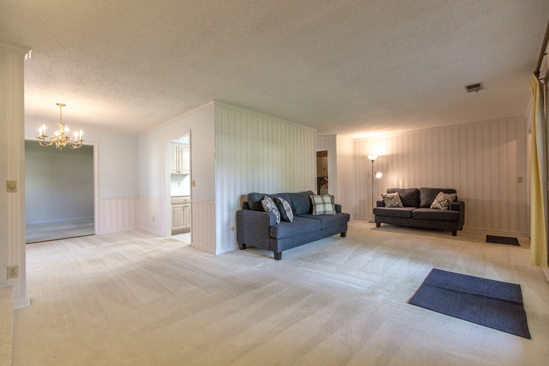 6700 Newburgh Road Evansville, IN 47715 - Photo 10 of 36 Gallery Image 10