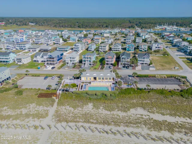 $750,000 | 1630 Silverwood Court Southeast, Bolivia, NC 28422