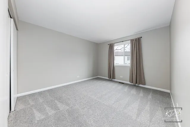 $2,300 | 2691 Stanton Court, Aurora, IL 60502