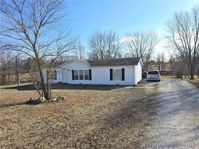 $200,000 | 436 West Water Tower Road, Salem, IN 47167