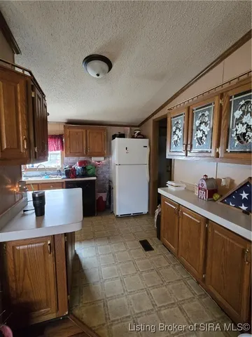 $200,000 | 436 West Water Tower Road, Salem, IN 47167