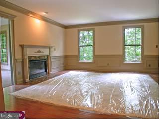1071 Leopard Road Abington, PA 19046 - Photo 2 of 6
