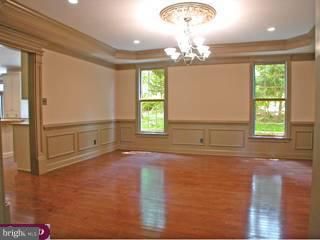 1071 Leopard Road Abington, PA 19046 - Photo 3 of 6