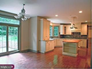 1071 Leopard Road Abington, PA 19046 - Photo 4 of 6