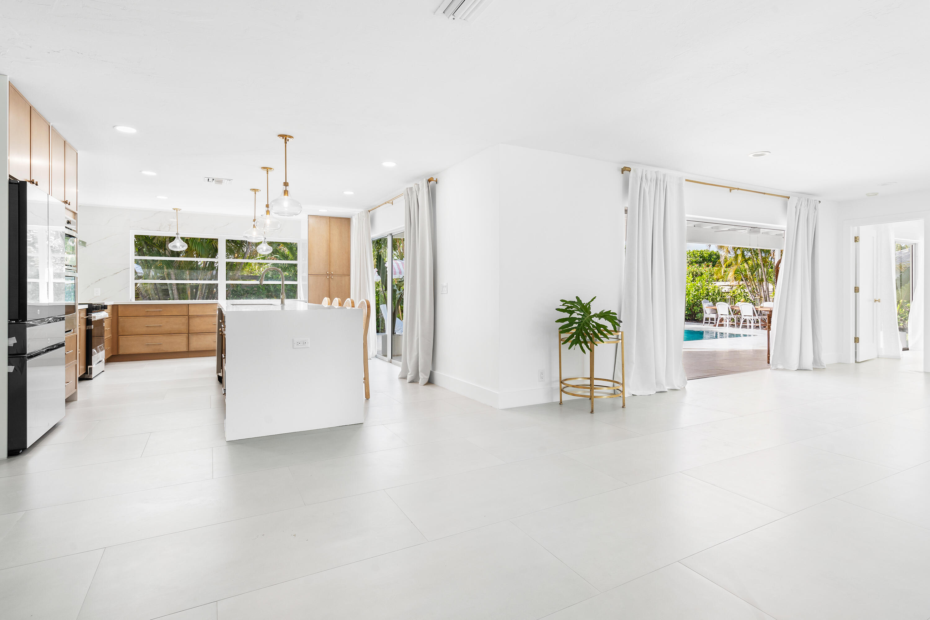 12 Southeast Hitching Post Circle Tequesta, FL 33469 - Photo 14 of 65 12 Hitching Post Circle Tequesta 26-2