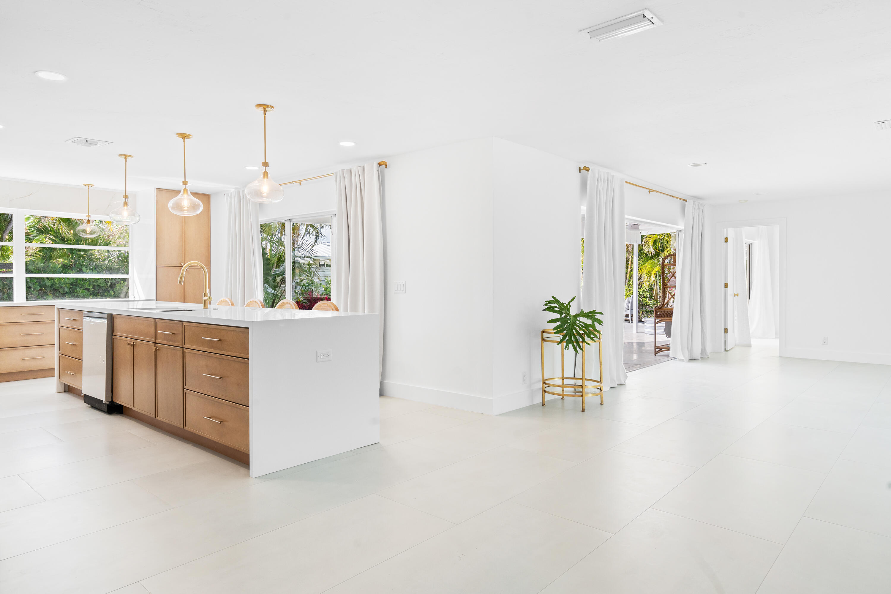 12 Southeast Hitching Post Circle Tequesta, FL 33469 - Photo 24 of 65 12 Hitching Post Circle Tequesta 24-1