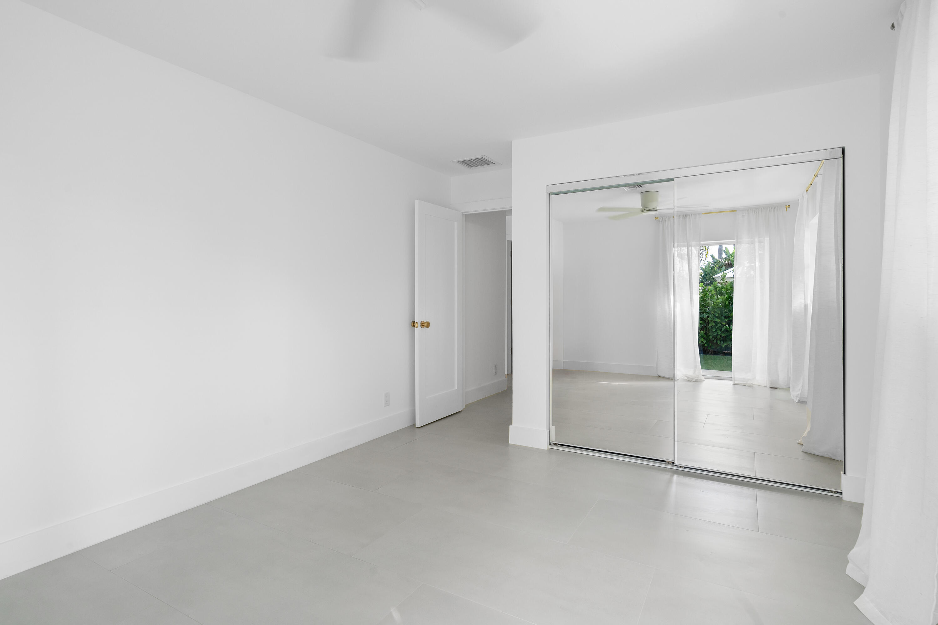 12 Southeast Hitching Post Circle Tequesta, FL 33469 - Photo 32 of 65 12 Hitching Post Circle Tequesta 21-1-2