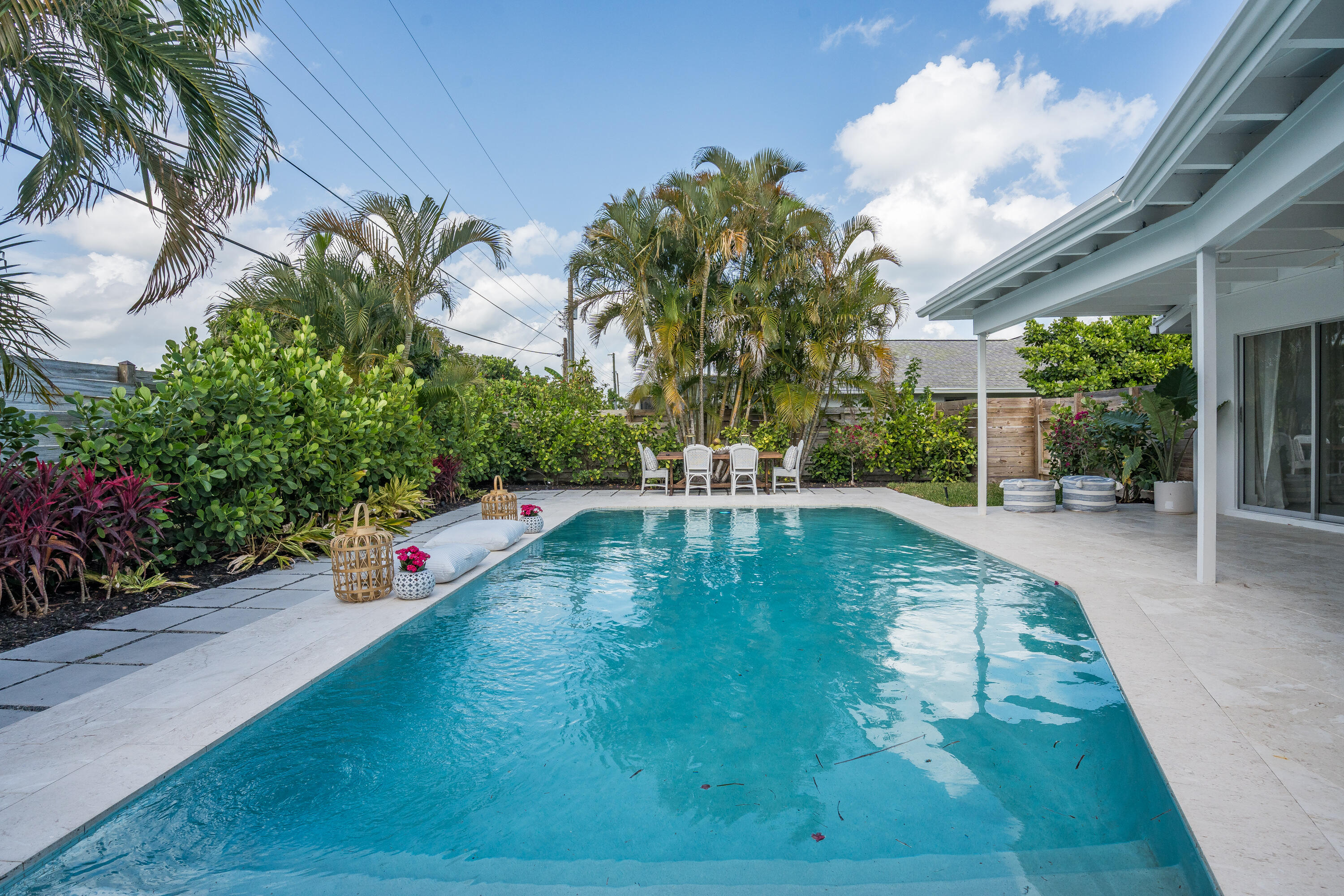 12 Southeast Hitching Post Circle Tequesta, FL 33469 - Photo 45 of 65 Hitch out-1