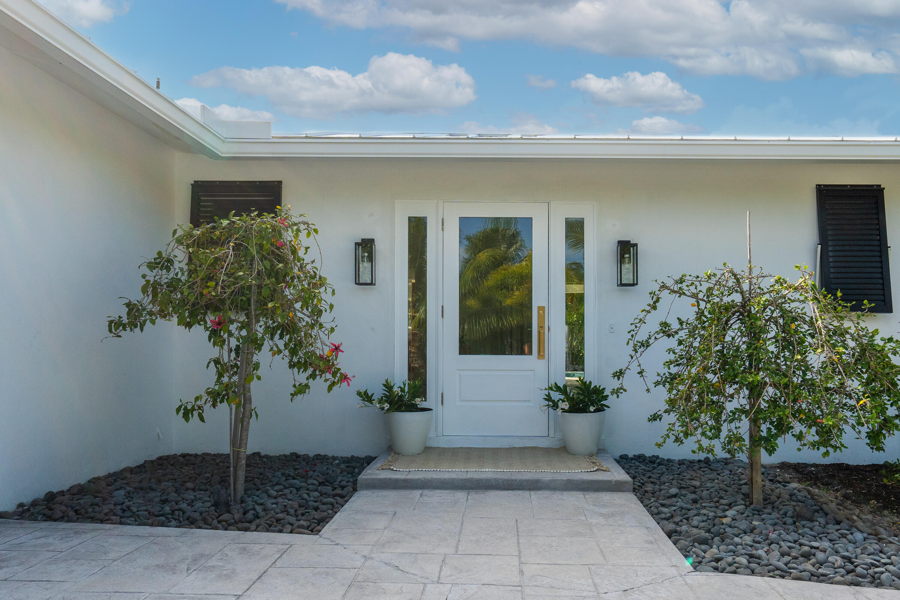 12 Southeast Hitching Post Circle Tequesta, FL 33469 - Photo 9 of 65 Hitch out-11