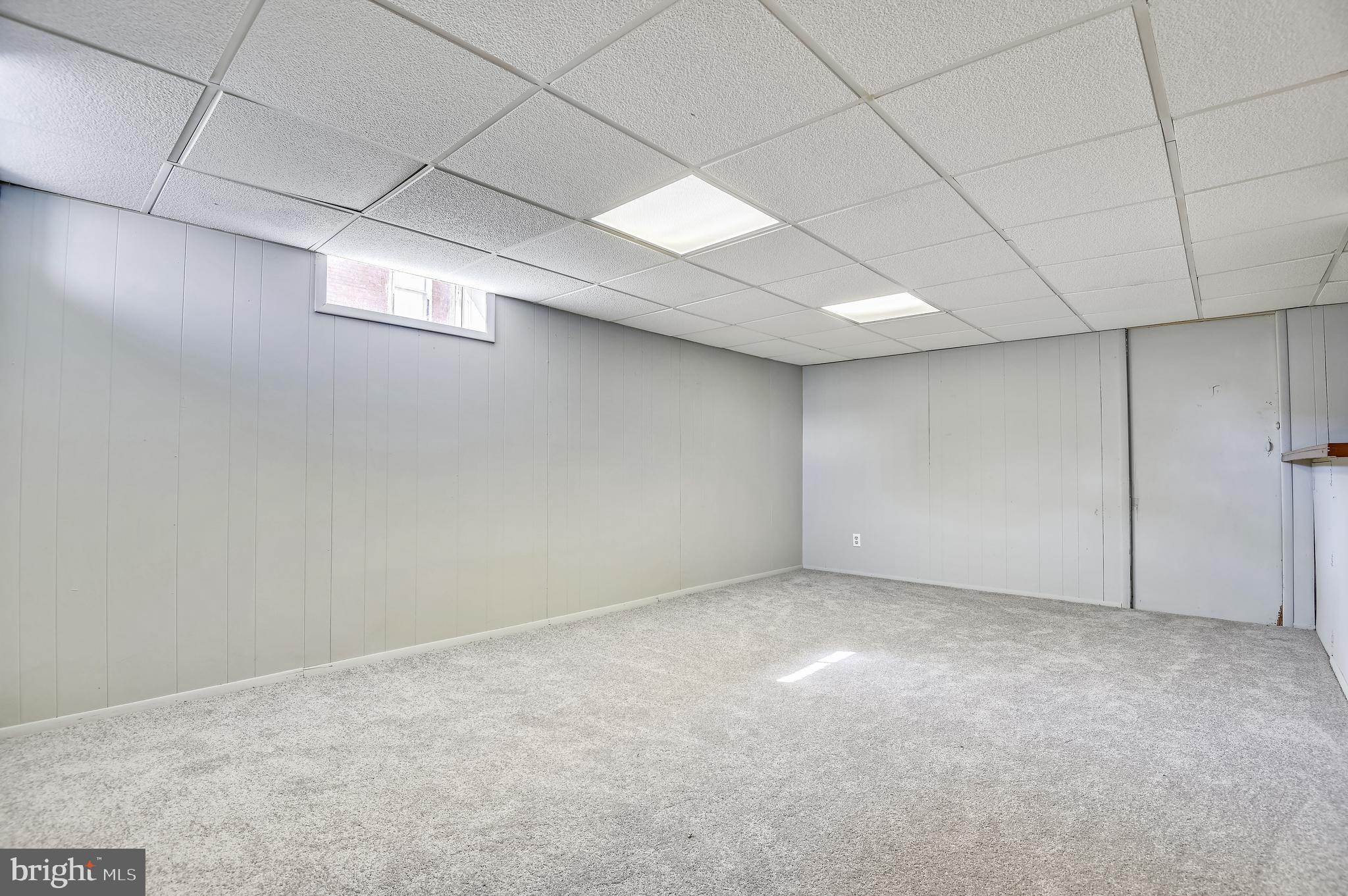 3720 Greenvale Road Baltimore, MD 21229 - Photo 6 of 26 Gallery Image 6