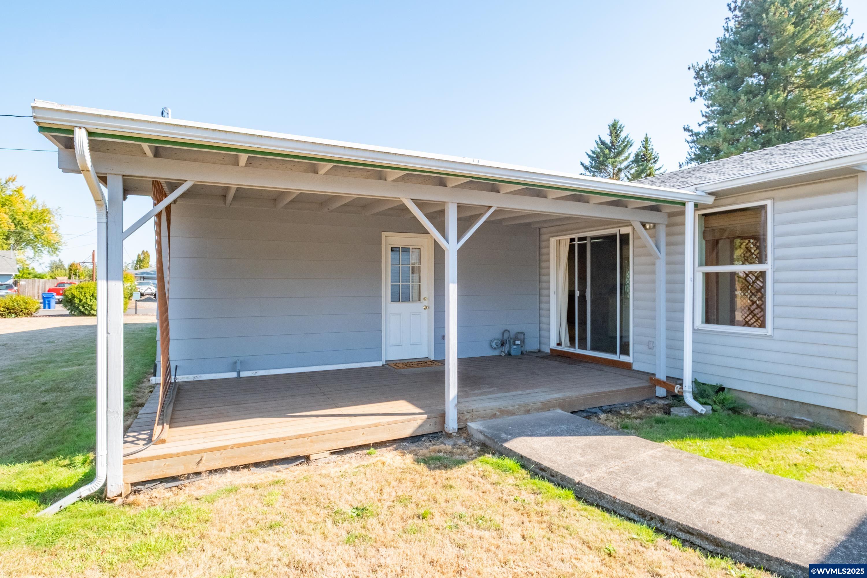 1825 Walker Road Northeast Salem, OR 97305 - Photo 4 of 50