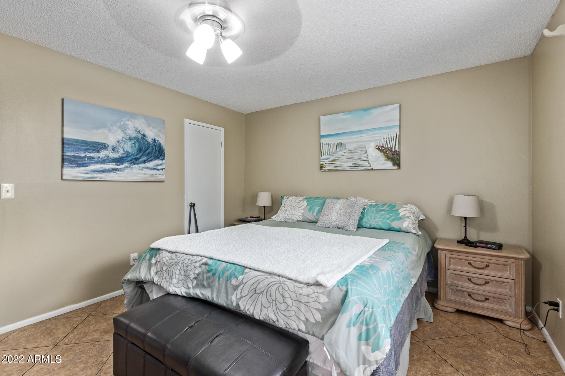2501 East John Cabot Road Phoenix, AZ 85032 - Photo 13 of 23 0012-12 - John Cabot
