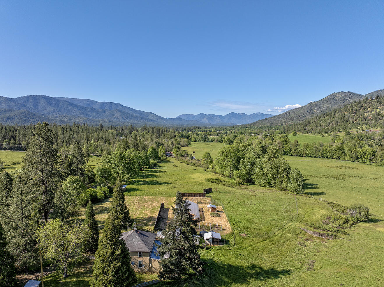 2401 East Fork Road Williams, OR 97544 - Photo 32 of 37 DJI_20260428164526_0320_D copy