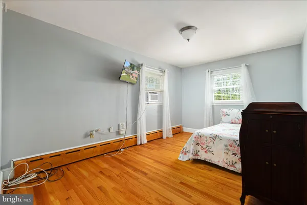 $379,900 | 1048 Wine Street, Front Royal, VA 22630