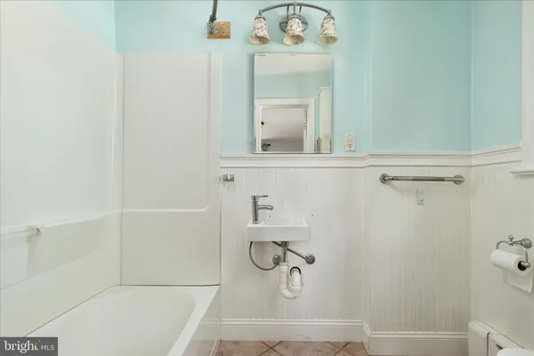 $379,900 | 1048 Wine Street, Front Royal, VA 22630