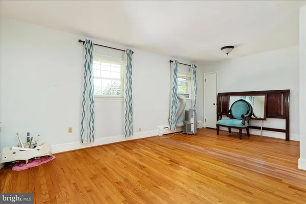 $379,900 | 1048 Wine Street, Front Royal, VA 22630