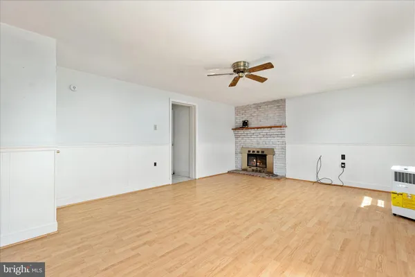 $379,900 | 1048 Wine Street, Front Royal, VA 22630