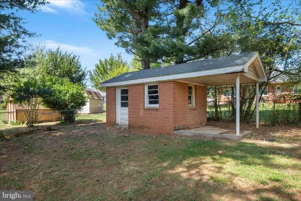 $379,900 | 1048 Wine Street, Front Royal, VA 22630