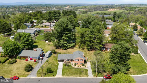 $379,900 | 1048 Wine Street, Front Royal, VA 22630