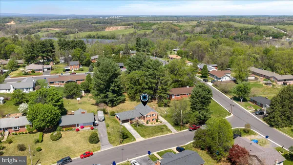 $379,900 | 1048 Wine Street, Front Royal, VA 22630